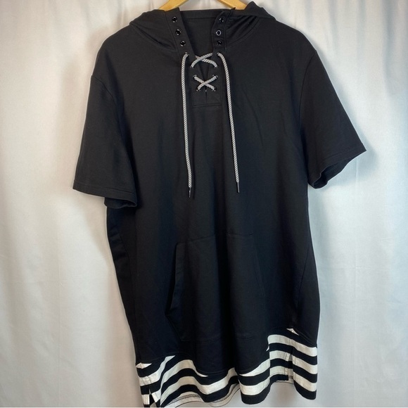Hudson Jeans Dresses & Skirts - Hudson Woman’s Dress XL Hoodie Black With Striped Bottom